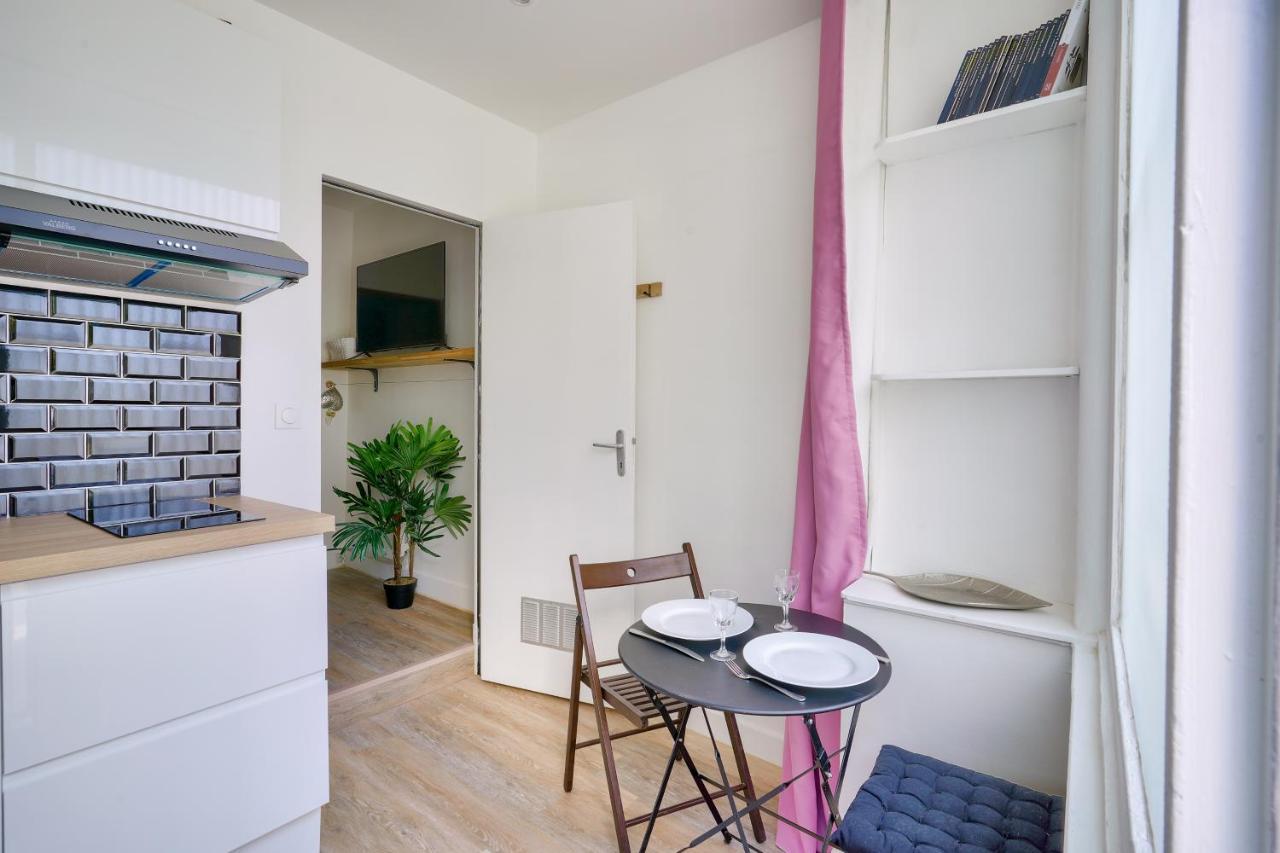 Sweet Apartment In The Heat Of The 15Th Parijs Buitenkant foto